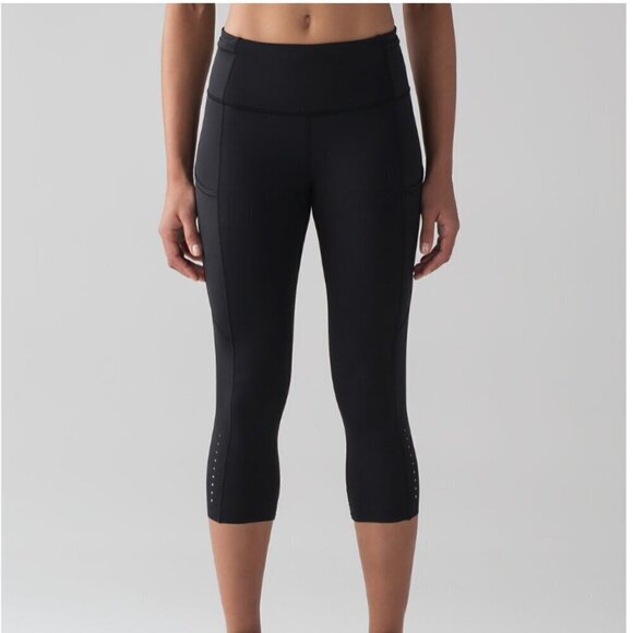 Lululemon Fast & Free Crop (19") Black - Picture 6 of 6
